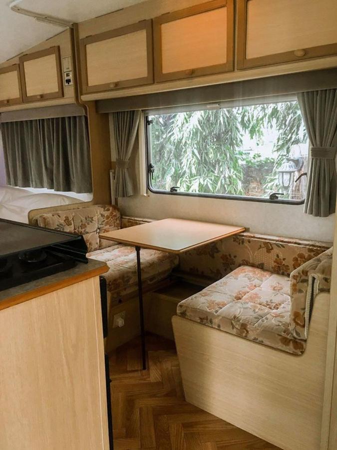 Nice Nite Campervans プラナコーン・シー・アユタヤ エクステリア 写真