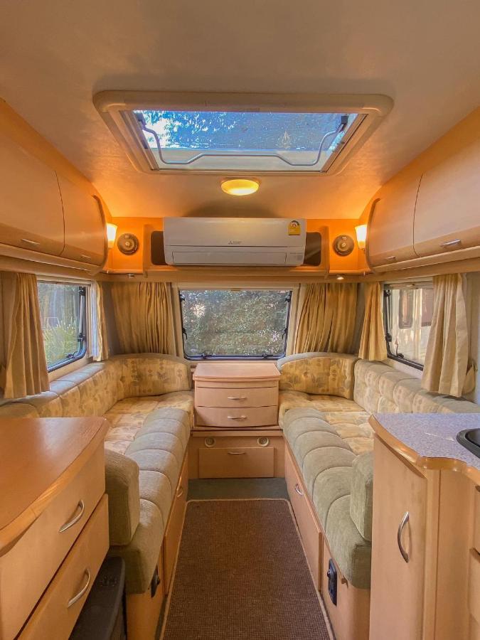 Nice Nite Campervans プラナコーン・シー・アユタヤ エクステリア 写真